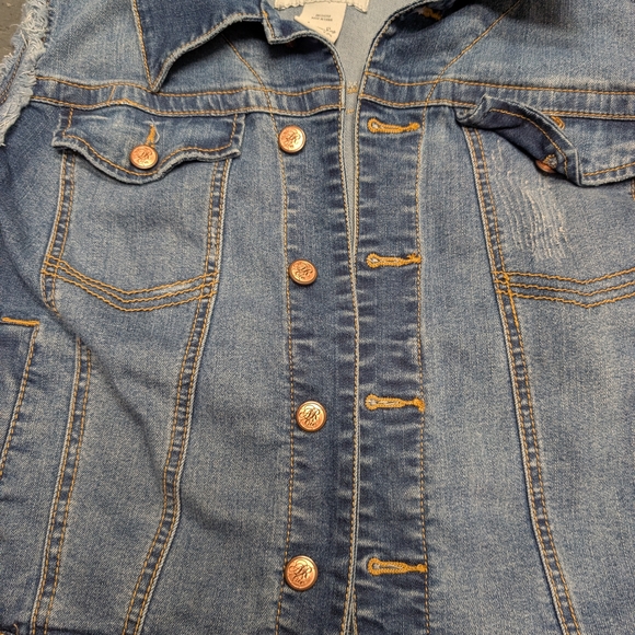 American Rag Blue Denim Jacket - Picture 3 of 6